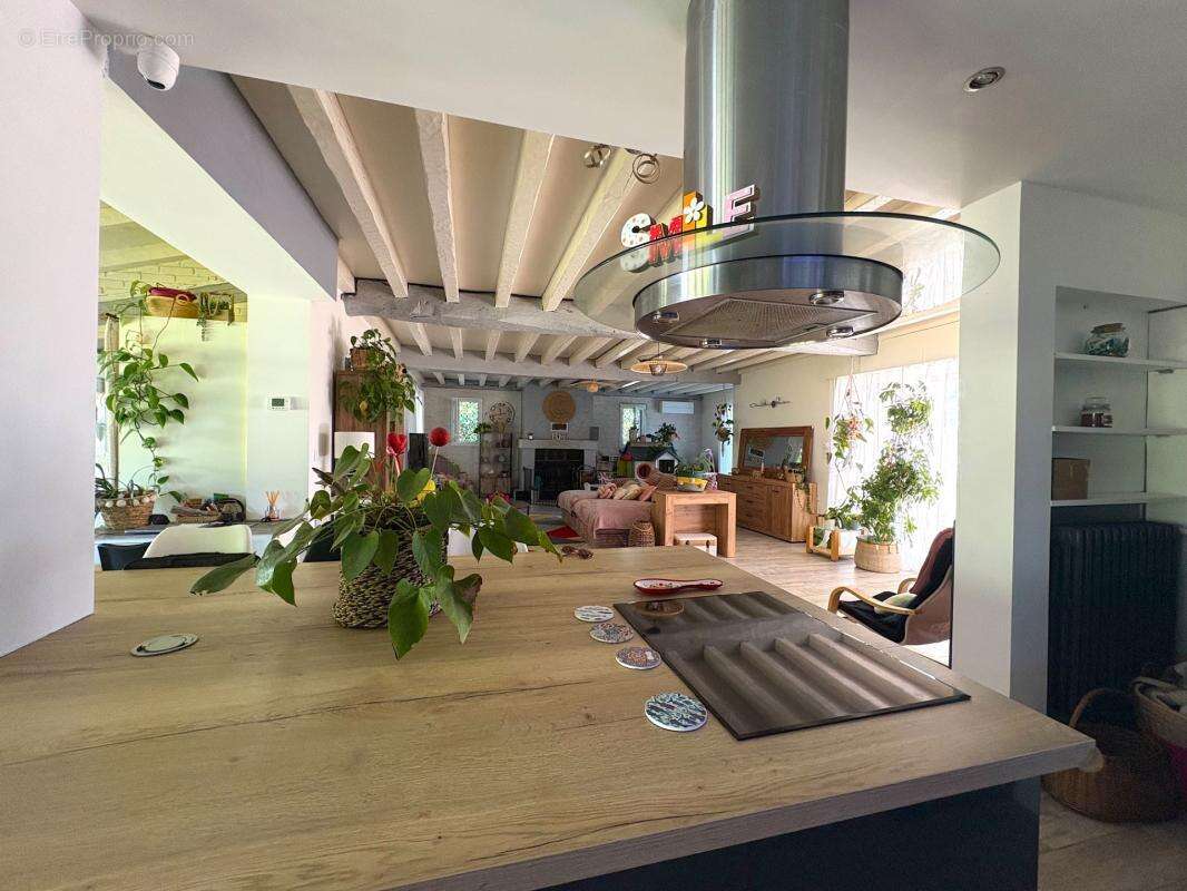Maison à vendre 6 pièces 235m2 avec dépendance Proche MONT-DE-MARSAN (40) - photo 6