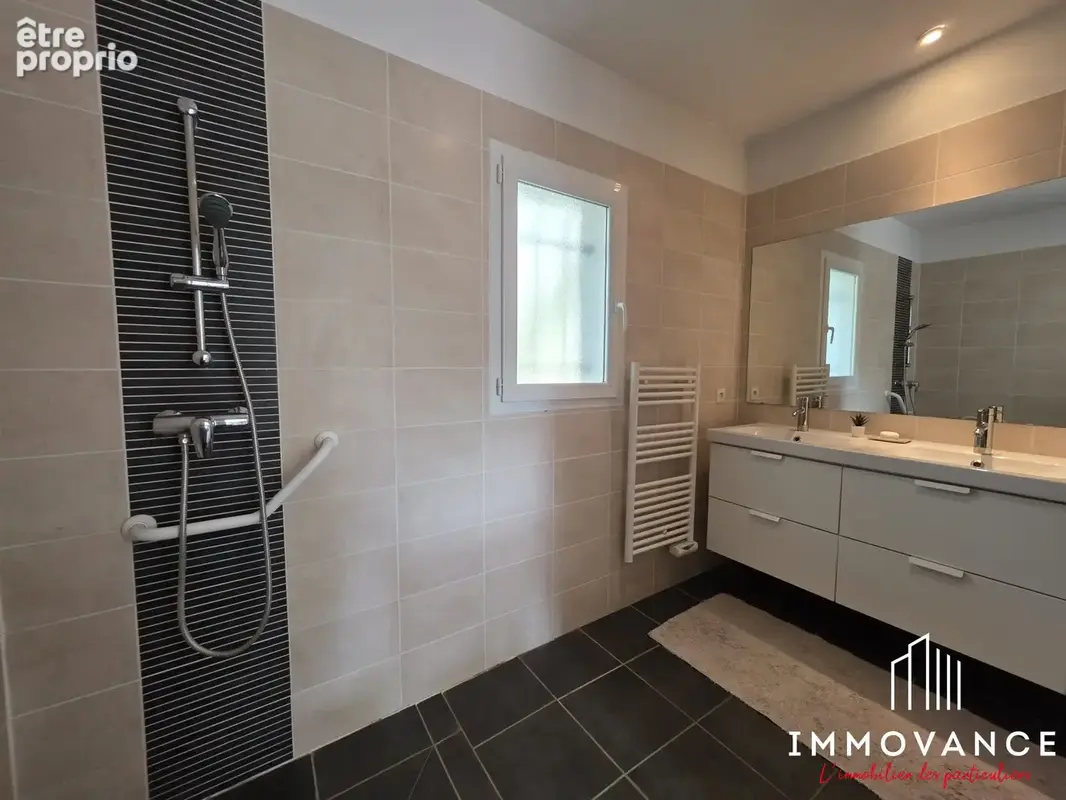 Maison 6 pièces 140 m² à vendre à Castries (34160) - photo 9