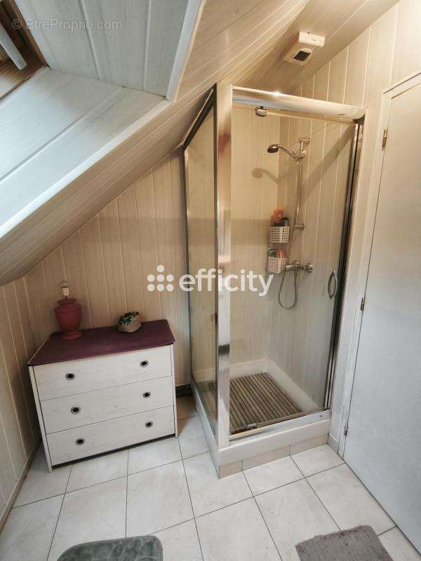Maison 106 m² à Saint-Pierre-De-Plesguen  - photo 9