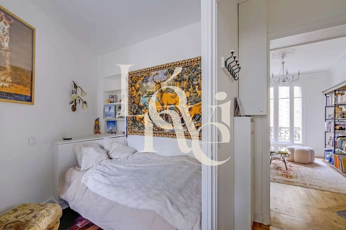Appartement à PARIS-5E