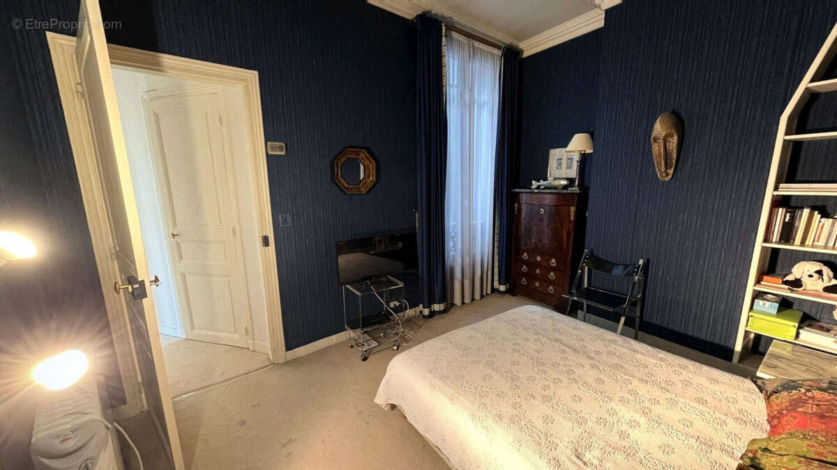 Appartement à PARIS-5E