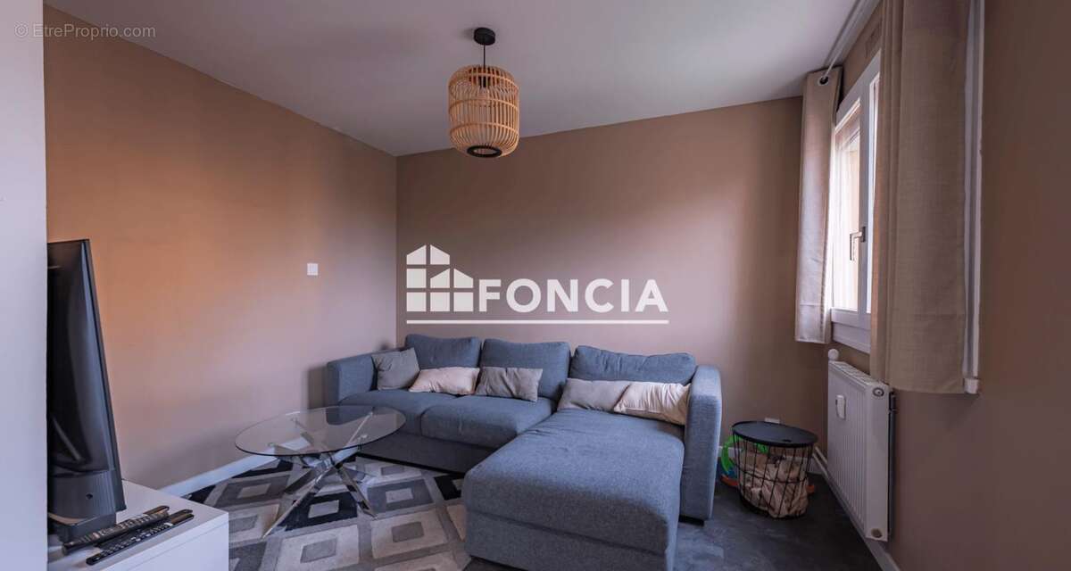 Appartement à PONT-EVEQUE