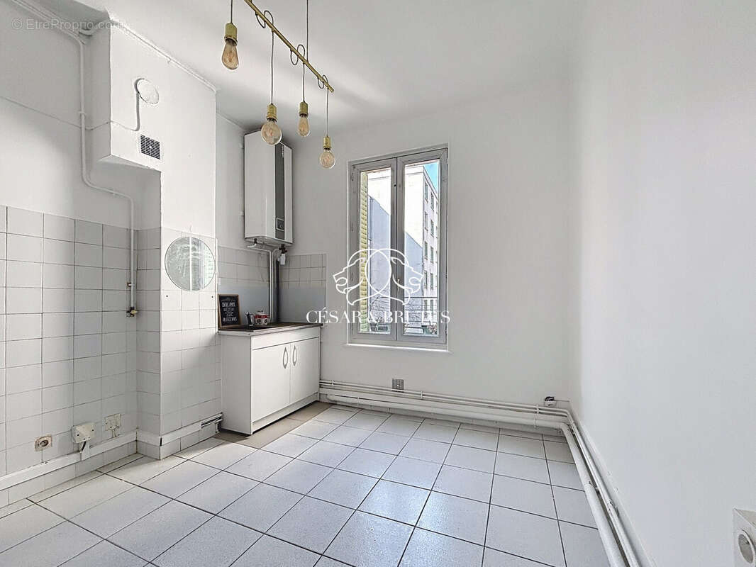 Appartement à LYON-8E