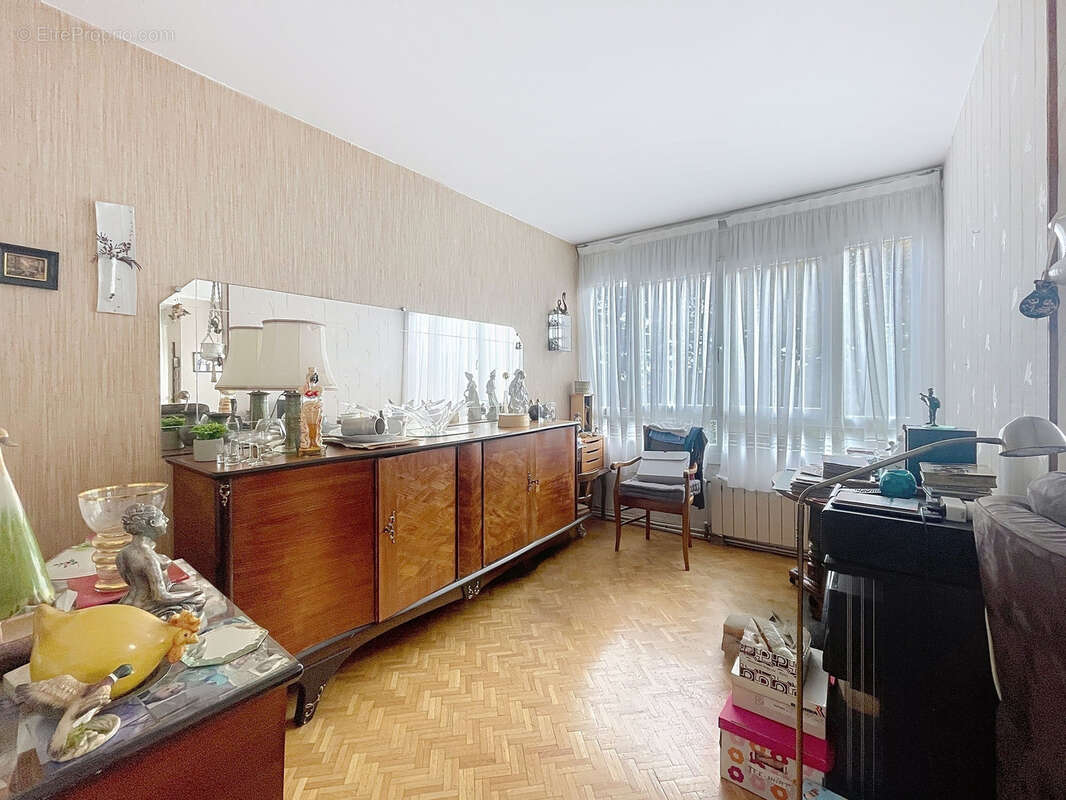 Appartement à SAINT-GENIS-LAVAL