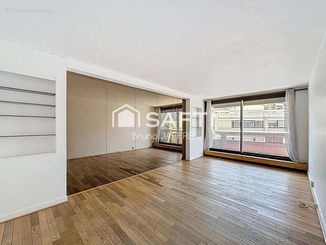 Photo 3 - Appartement à PARIS-15E