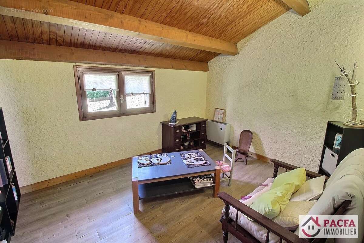 Maison à LACROUZETTE