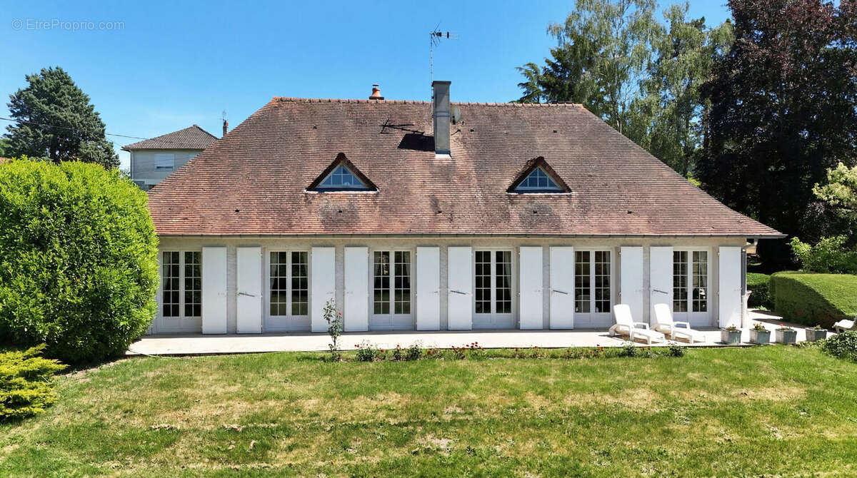 Maison à NEUVY