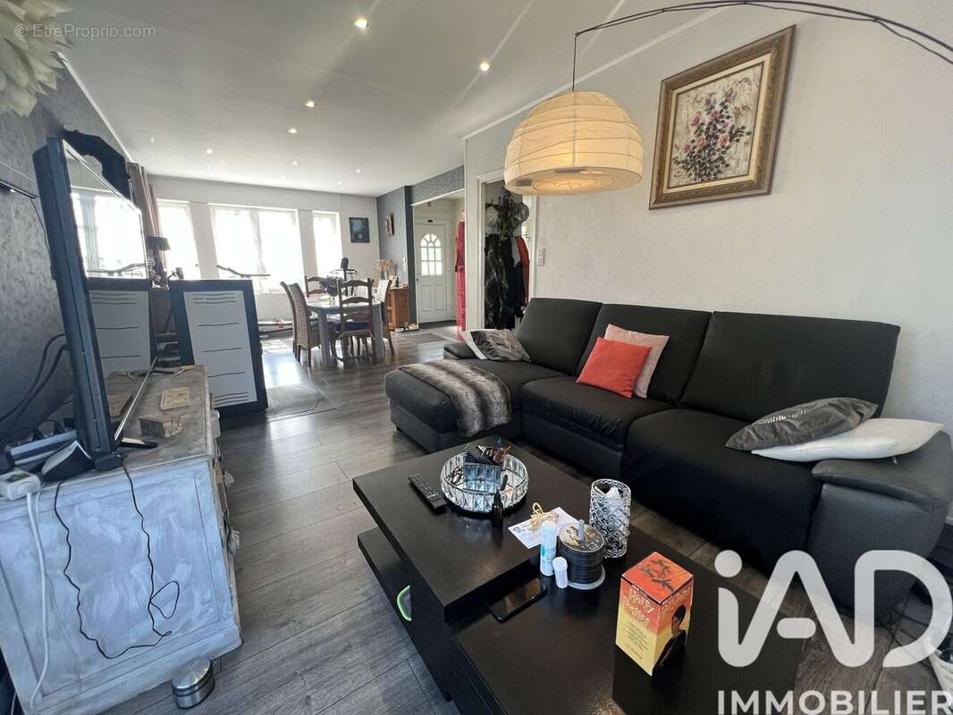 Photo 4 - Maison à SAINT-REMY-EN-ROLLAT