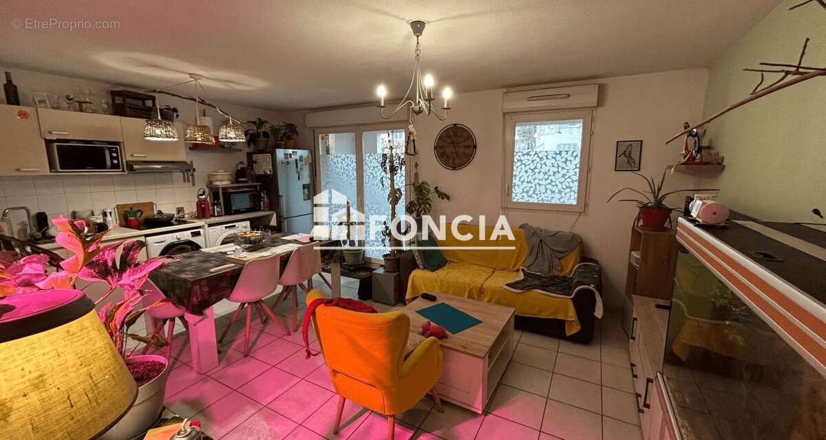 Appartement à LE LUC