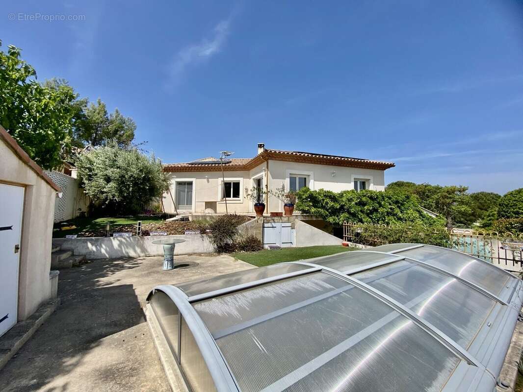 Maison à CREISSAN