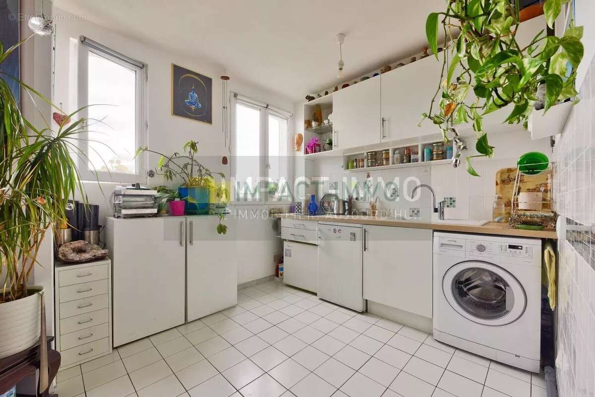 Appartement à LEVALLOIS-PERRET