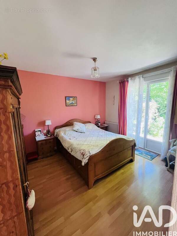 Photo 9 - Maison à SAINT-JULIEN-LES-VILLAS