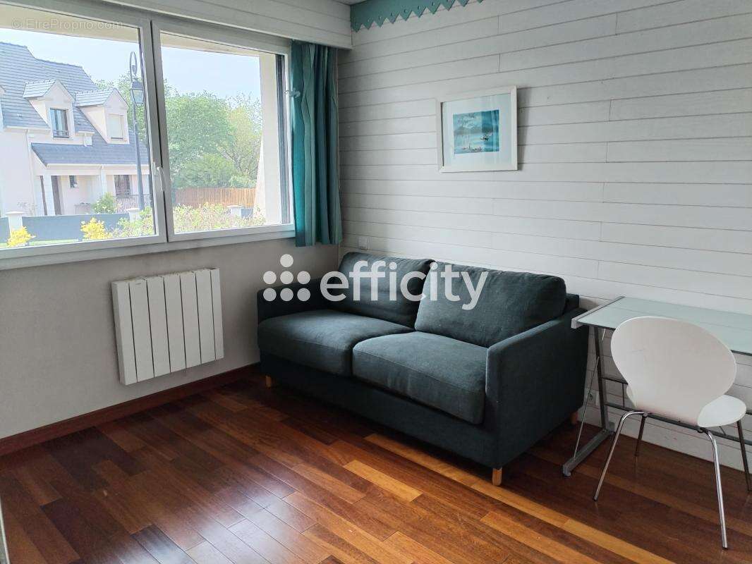 Maison à MAGNY-LES-HAMEAUX