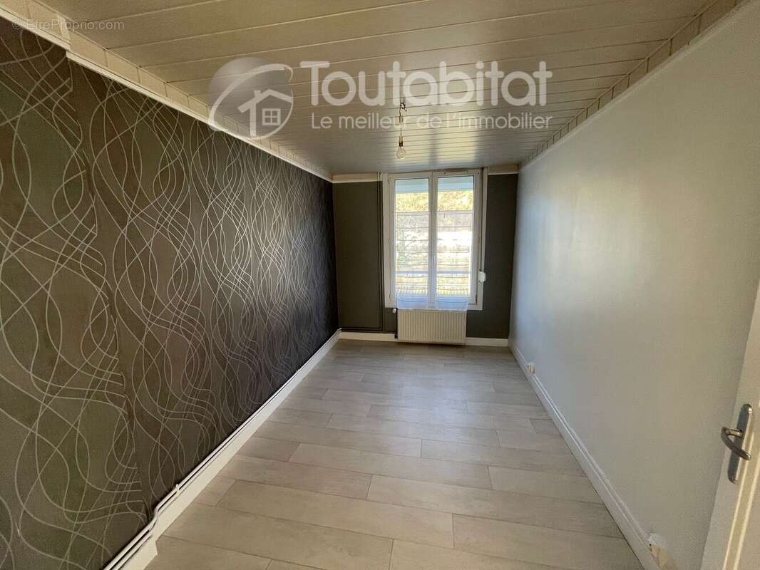 Appartement à NOUZONVILLE