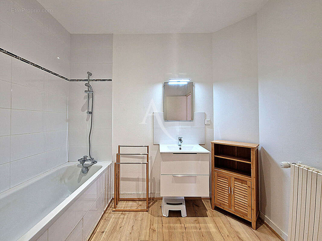 Maison Chateauneuf Sur Sarthe 8 pièce(s) 216 m2 - photo 15