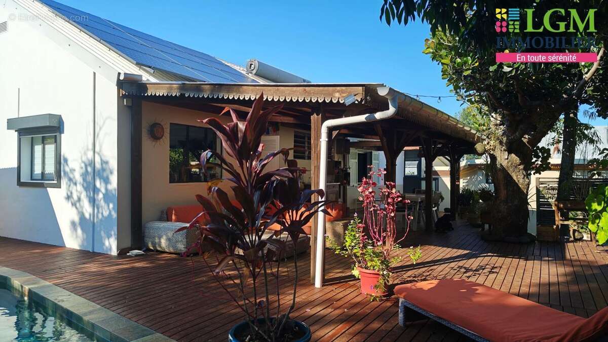 Maison à LA PLAINE-DES-PALMISTES