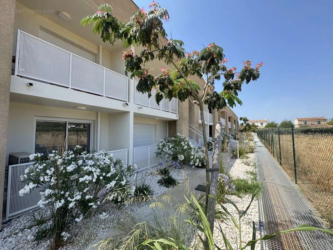 Appartement à LA LONDE-LES-MAURES