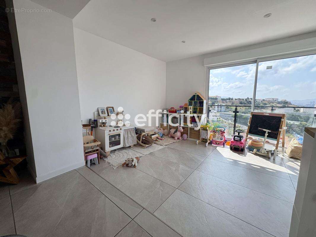 Maison 128 m² à Marseille-15e  - photo 4