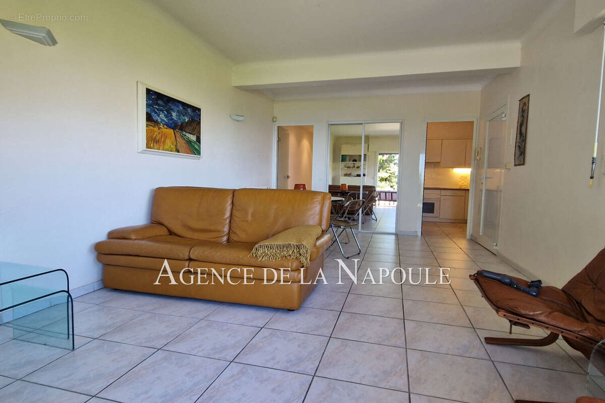 Maison à THEOULE-SUR-MER