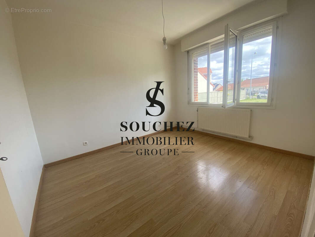 Maison à AIX-NOULETTE