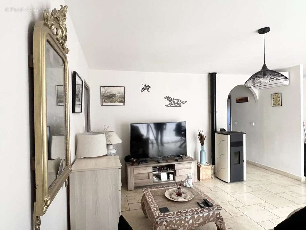 Maison à LA CELLE