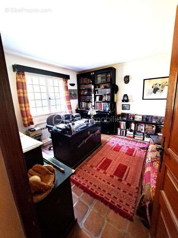 Maison à SAINT-BAUZILLE-DE-MONTMEL