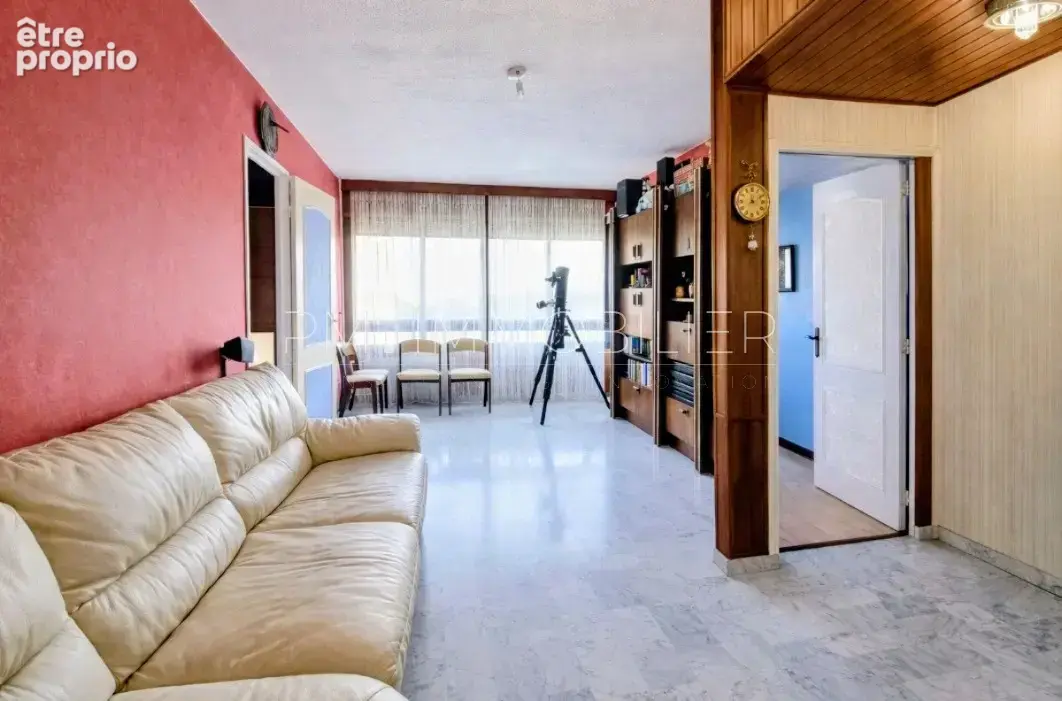 Appartement à MARSEILLE-12E