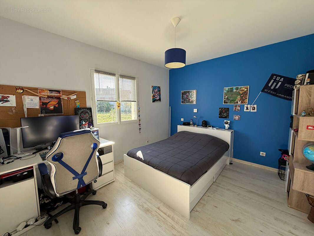 Maison à SAINT-VITE