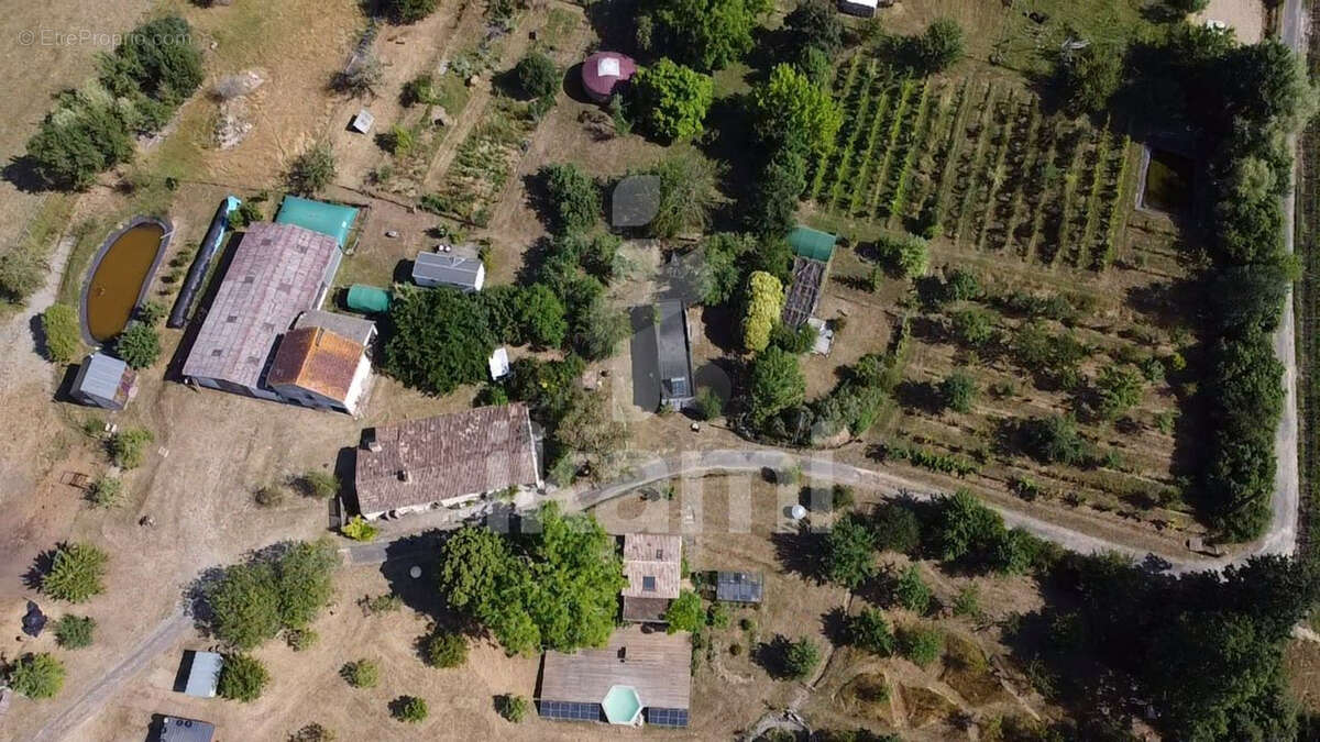 Domaine touristique et agricole biologique au cœur de la nature - photo 2