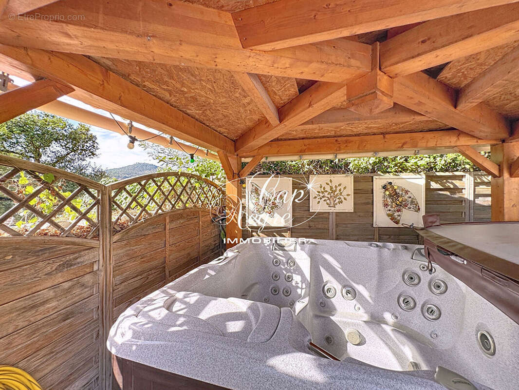 Maison à LE LAVANDOU