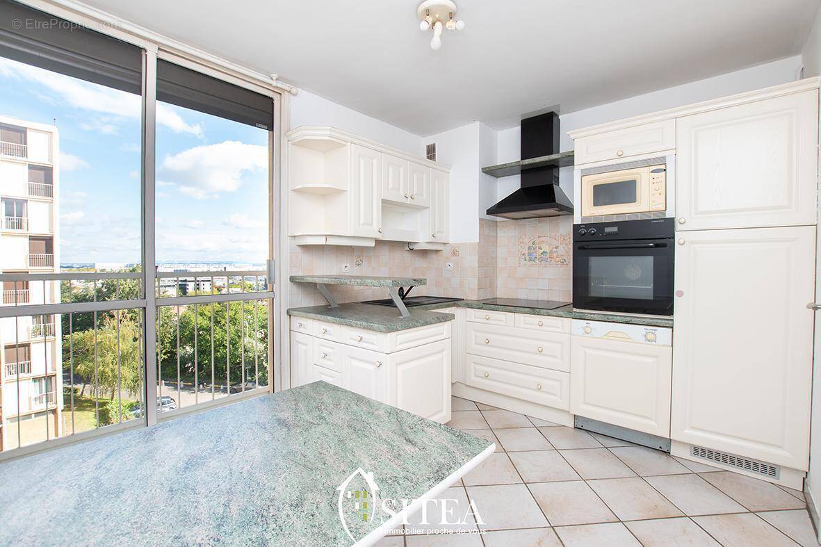 Appartement à COLOMIERS