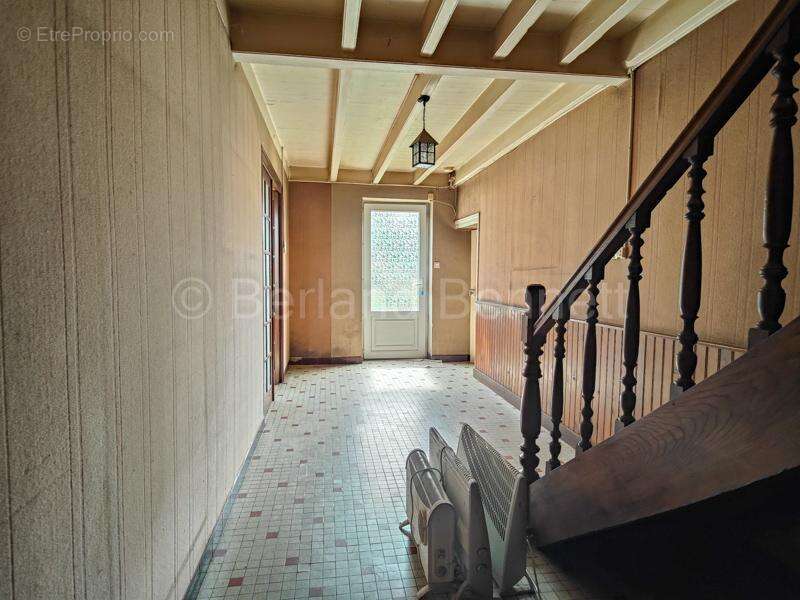 Maison à SAUZE-VAUSSAIS