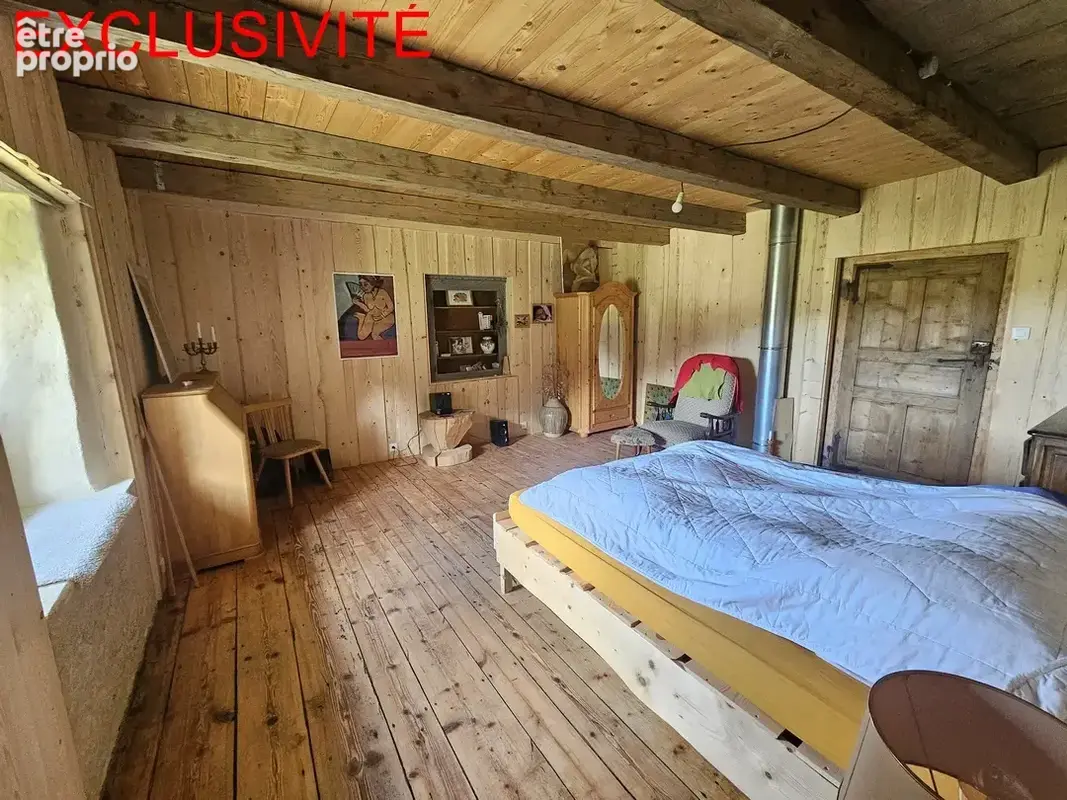 Haut-Jura : authentique ferme en pierre isolé sur terrain de plus de 30 Hectares - photo 10