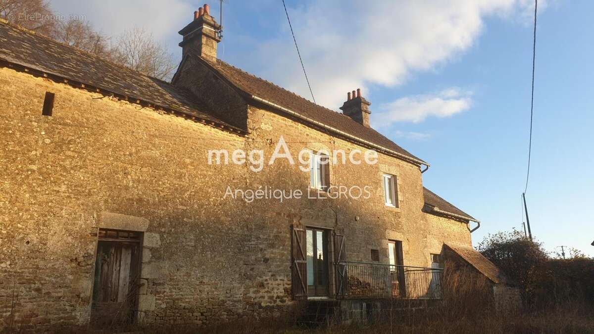 Garage/Ferme /Grange à rénover Alençon secteur Ouest - photo 2