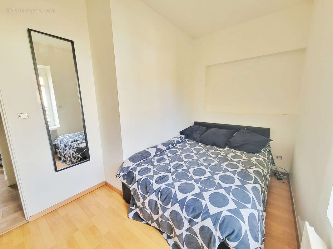 Appartement à PIERRE-BENITE