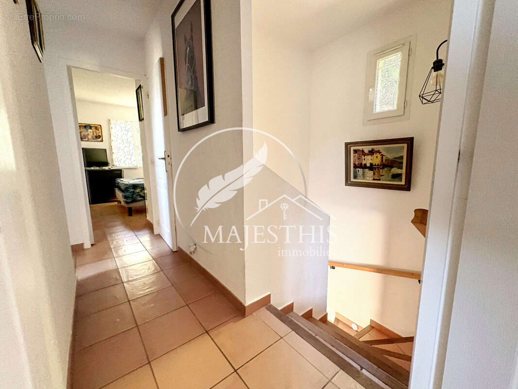 Le luc - maison de 104 m2 avec garage - 3 chambres - terrain de 583 m2 6 proche centre ville - photo 13