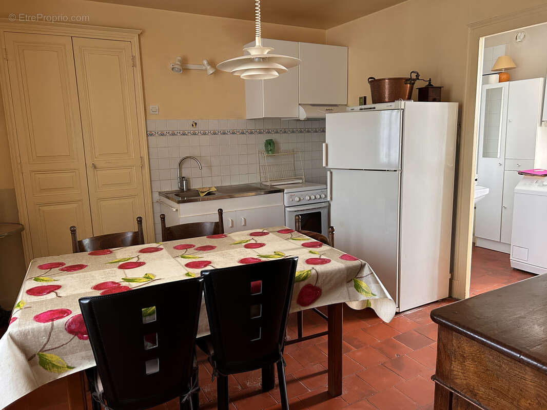 Maison à CHITRAY