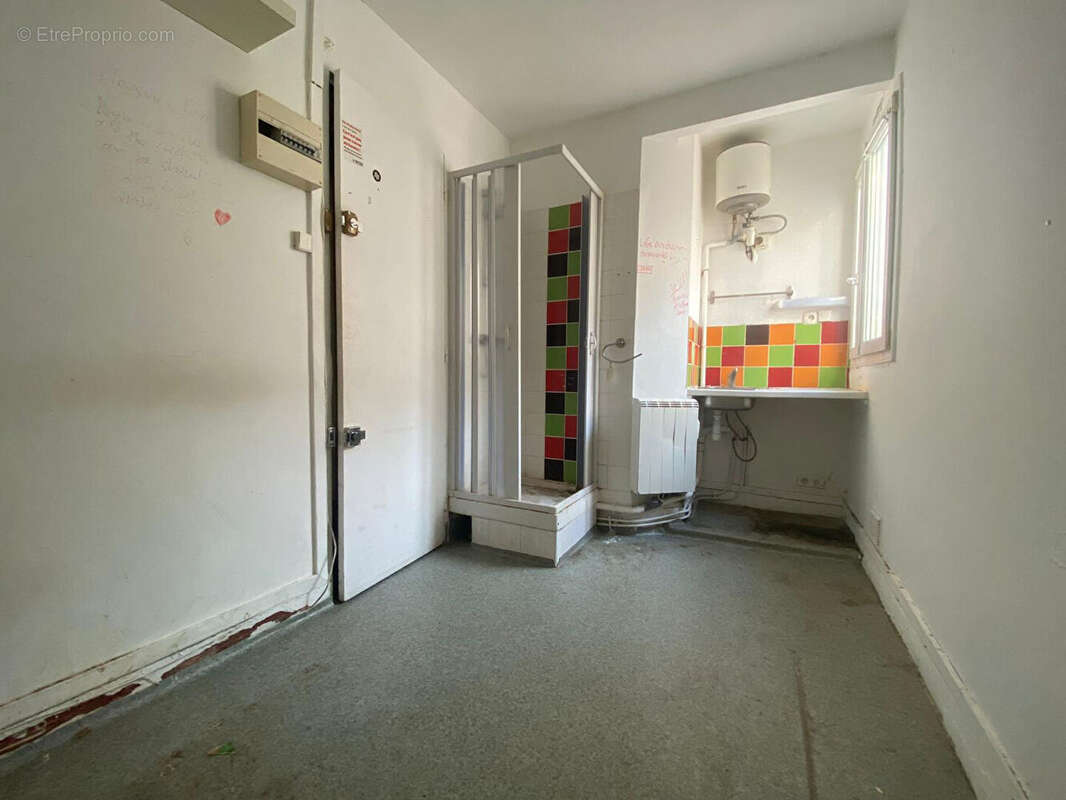 Appartement à PARIS-14E