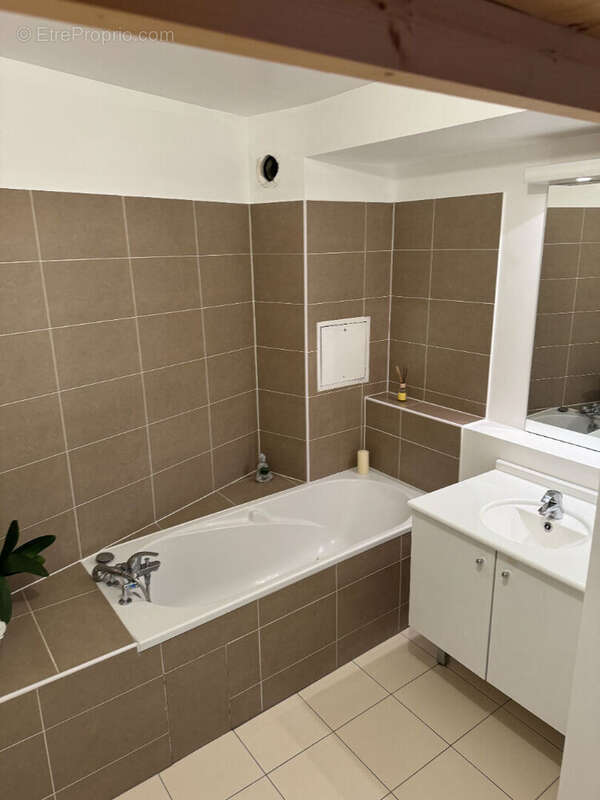 Appartement à COLOMBES