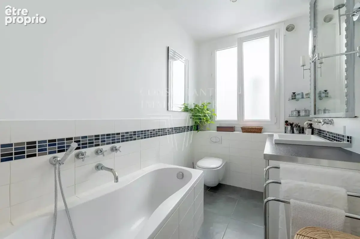 Parc monceau. appartement en étage élevé - photo 10