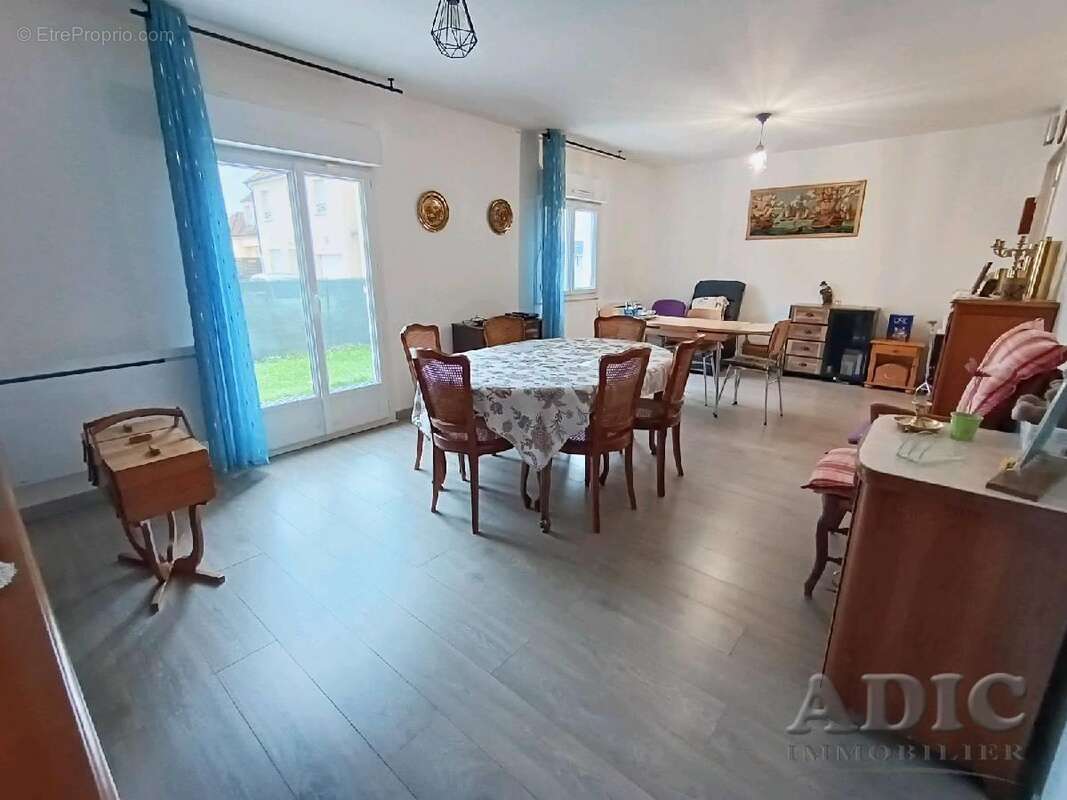 Maison à DAMMARTIN-EN-GOELE