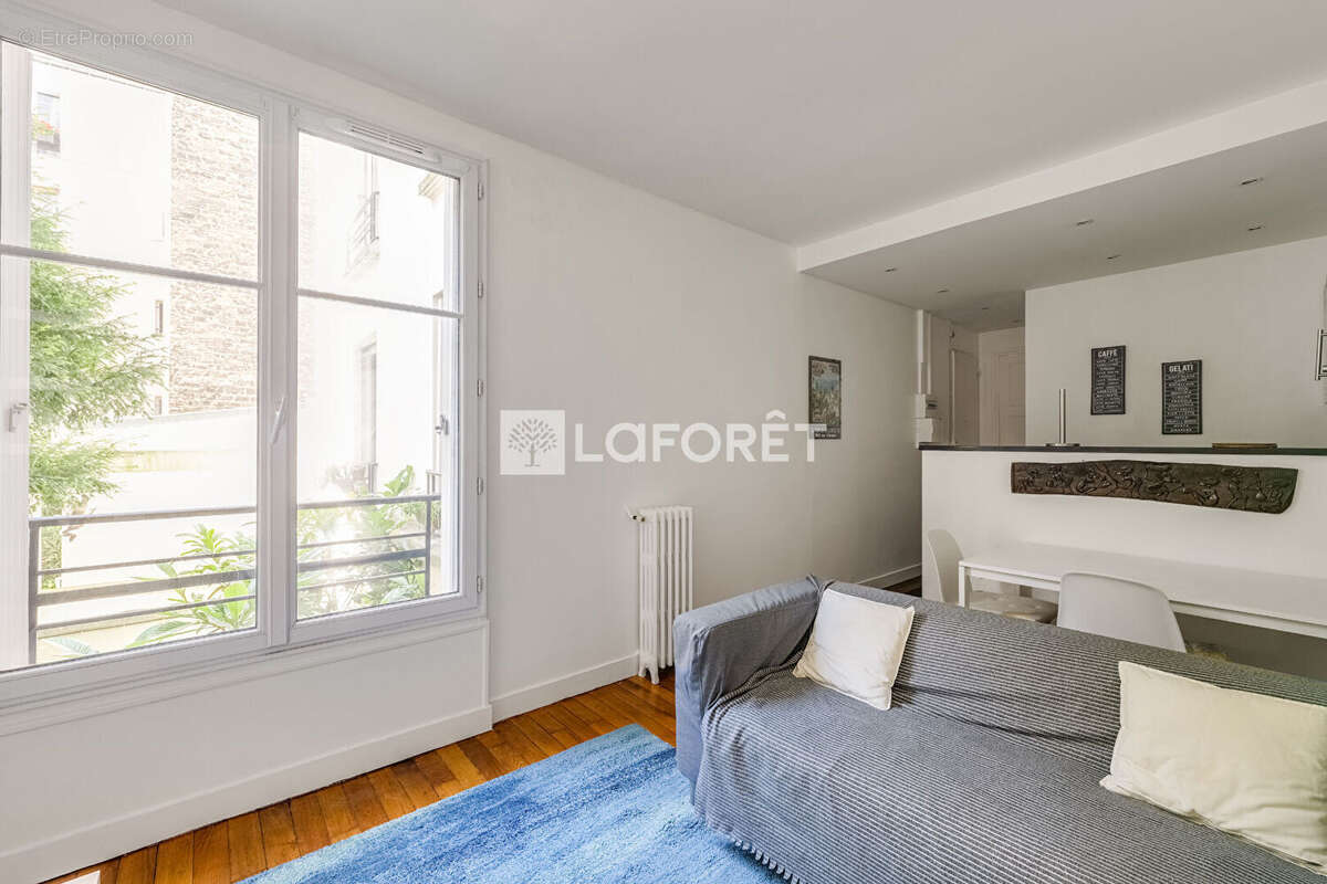 Appartement à PARIS-15E
