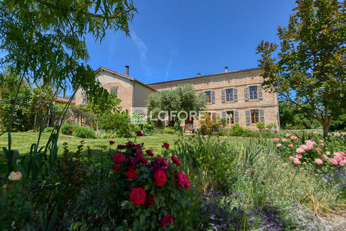 Maison à SALVAGNAC