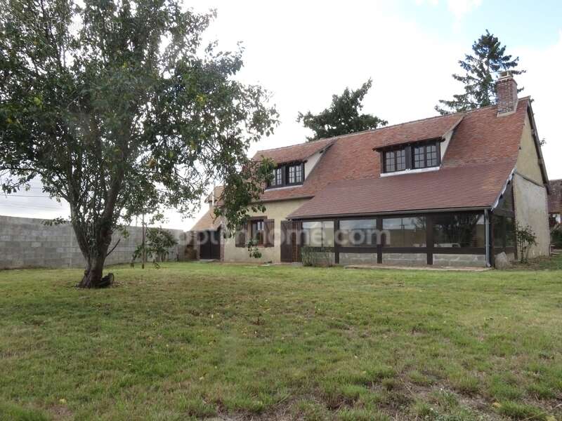 Maison à MARCILLY-LA-CAMPAGNE