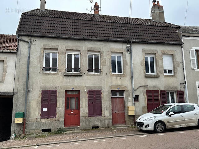 Appartement à LORMES