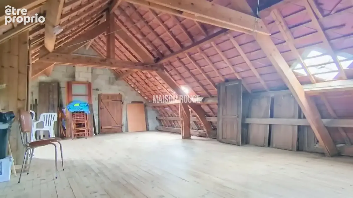 Maison familiale à vendre à Ploëzal , 4 chambres, grenier aménageable et terrain de 1 550 m² - photo 13