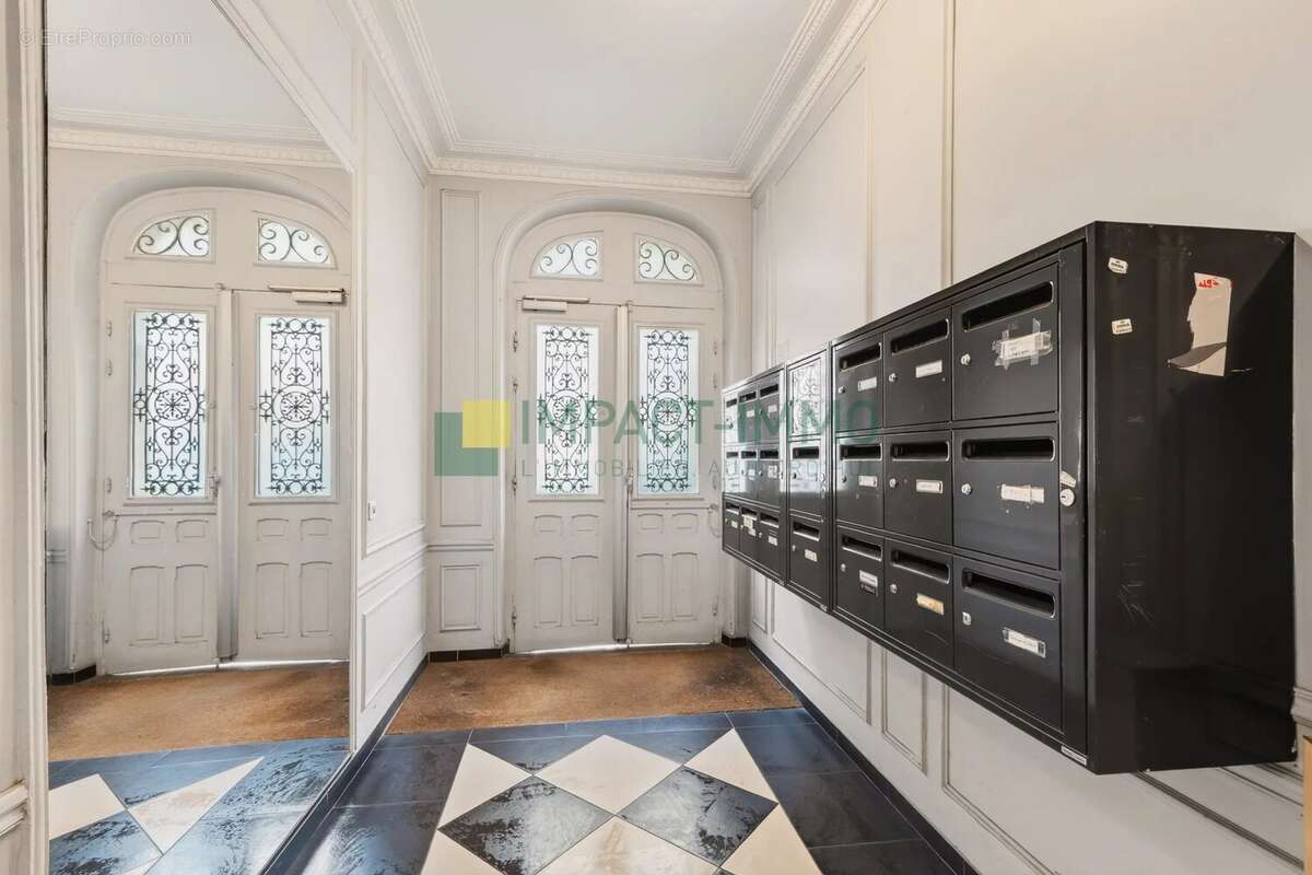Appartement à CLICHY