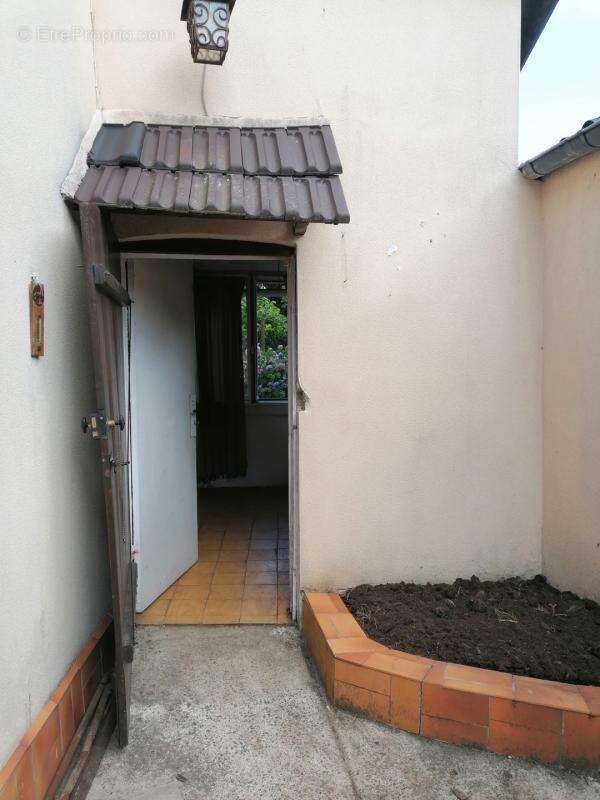 Maison individuelle a la campagne a renover entierement - photo 3