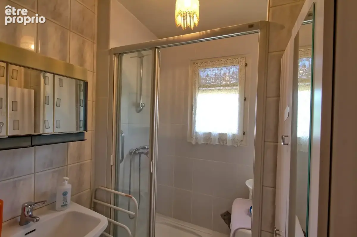 Maison 3 pièces 87 m² à vendre à Lezoux (63190) - photo 8