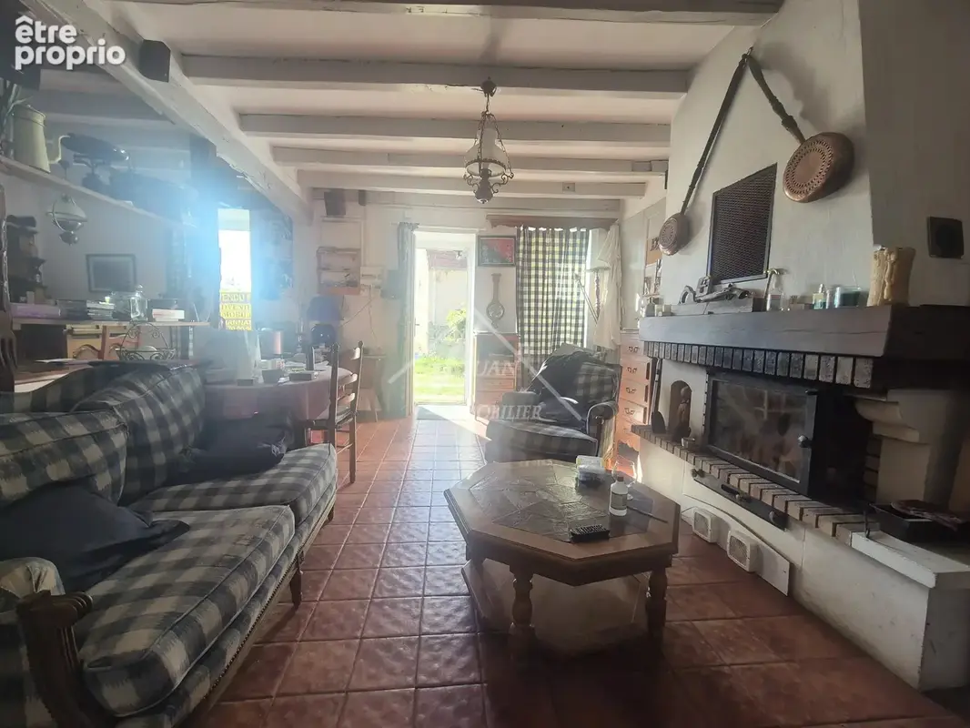 Maison avec garage et jardin - photo 3